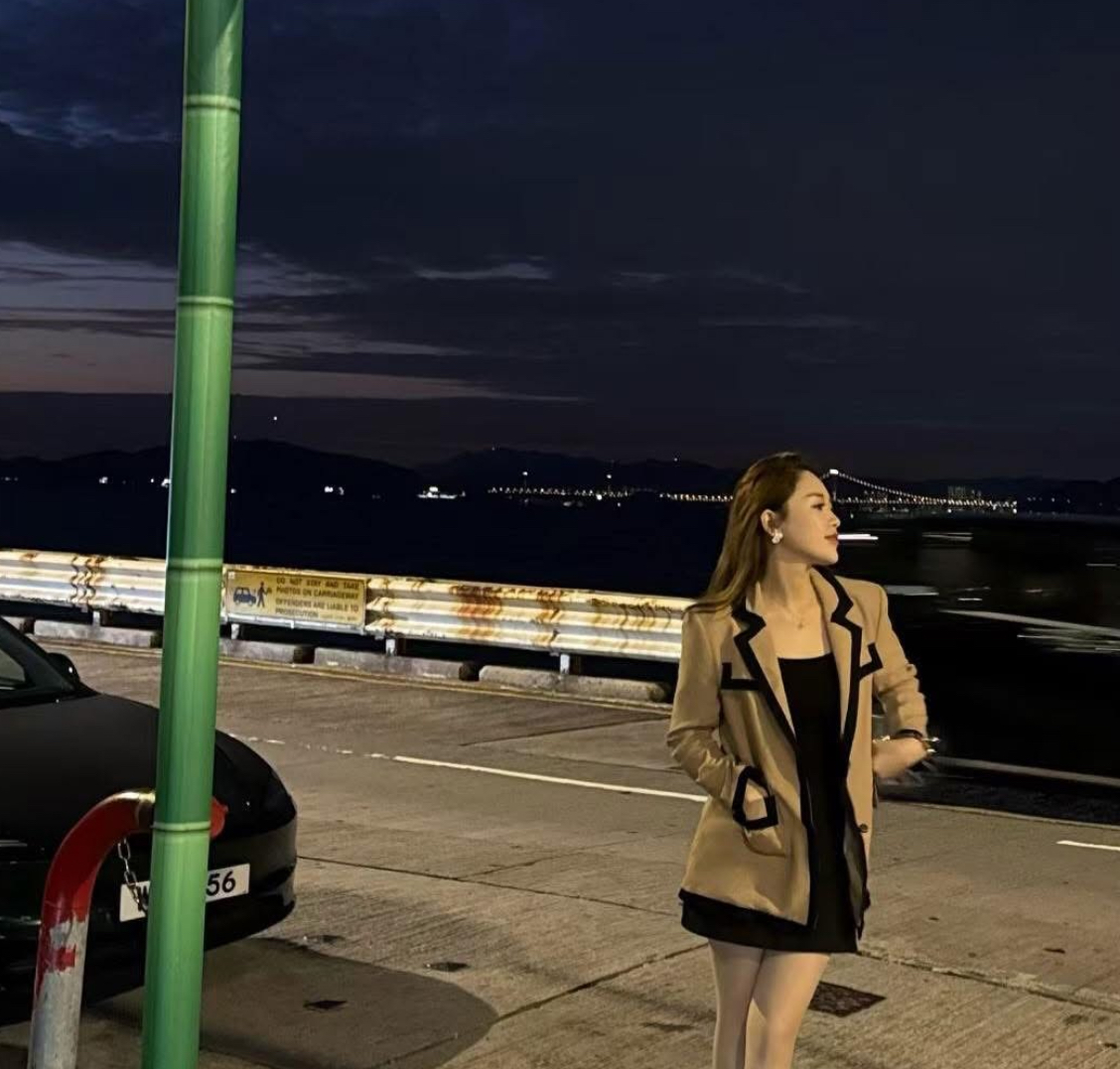 張芷晴 Julie Zhang